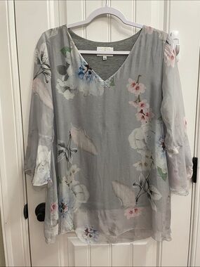Italian Silk Blend Gray Floral V-Neck Tunic Top
